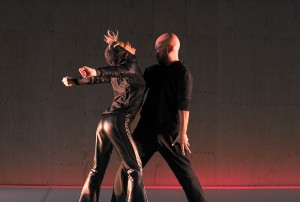 Dance Company : Fou Glorieux Title english : BATTLEGROUND Titre français: Mille Batailles Choreographer : Louise Lcavalier Dancers: Louise Lecavalier & Rob Abubo